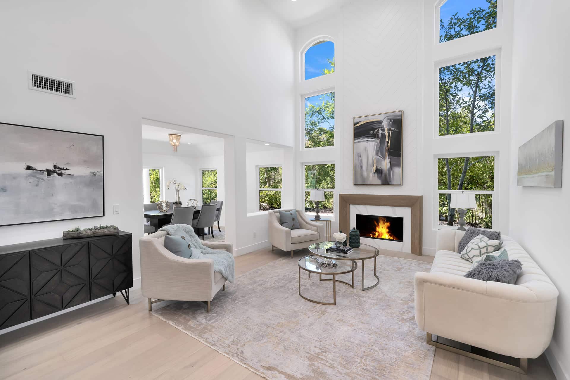 Read more about the article European White Oak Hardwood Floors